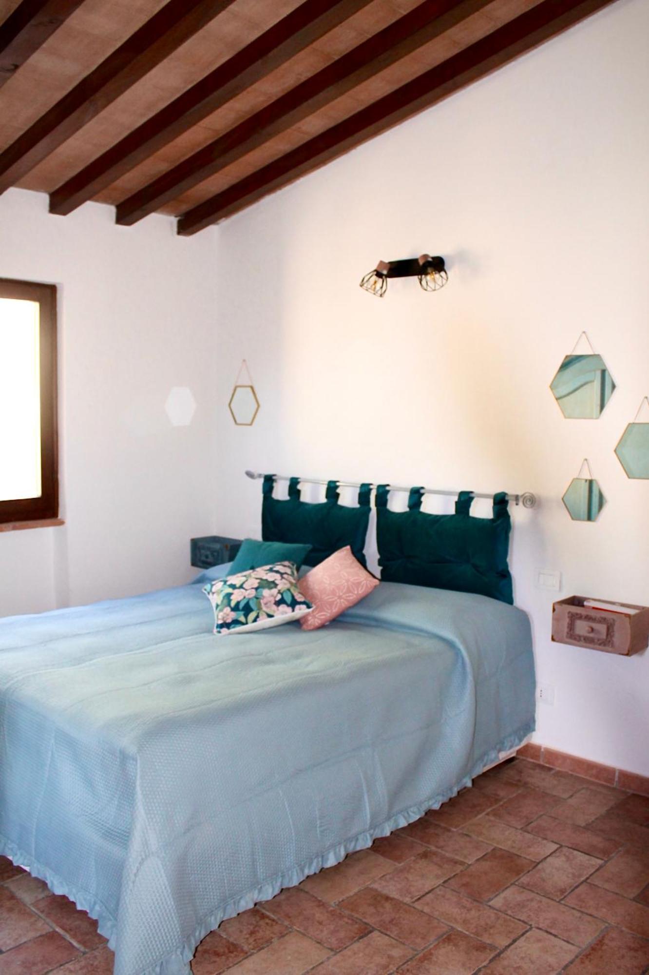 Agriturismo Suite Del Conte San Vincenzo Phòng bức ảnh