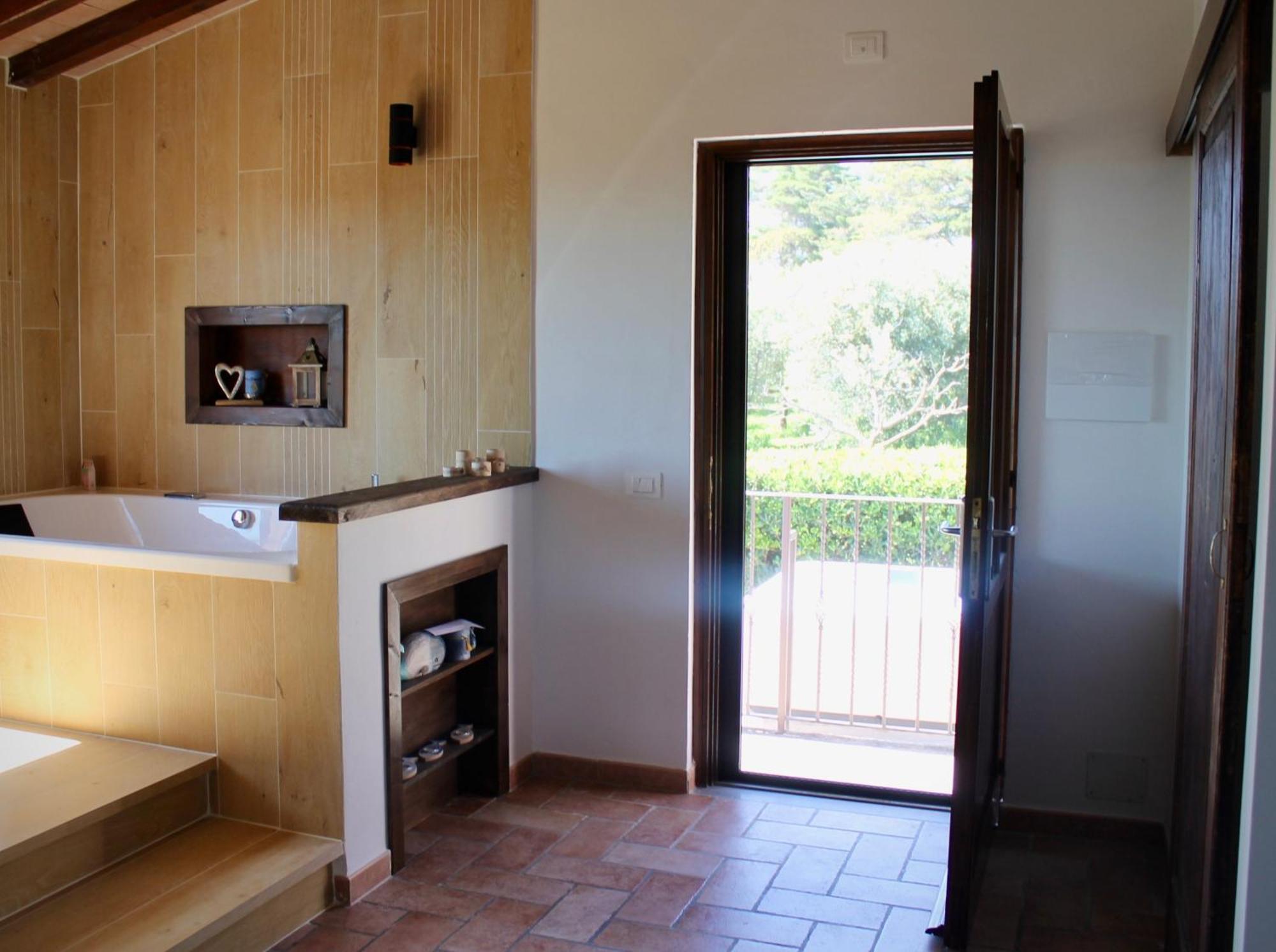 Agriturismo Suite Del Conte San Vincenzo Phòng bức ảnh